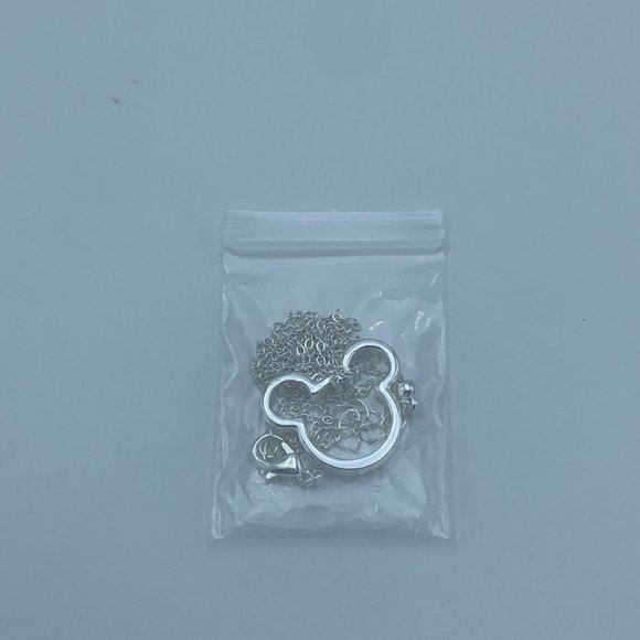 Mouse Ear Necklace Silver - Picture 2 of 5